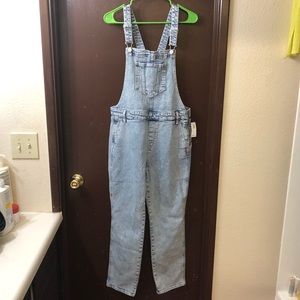 NWT! Old Navy Women’s Overalls!
